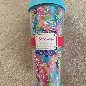 New! Lilly Pulitzer Insulated Plastic Tumbler with Lid